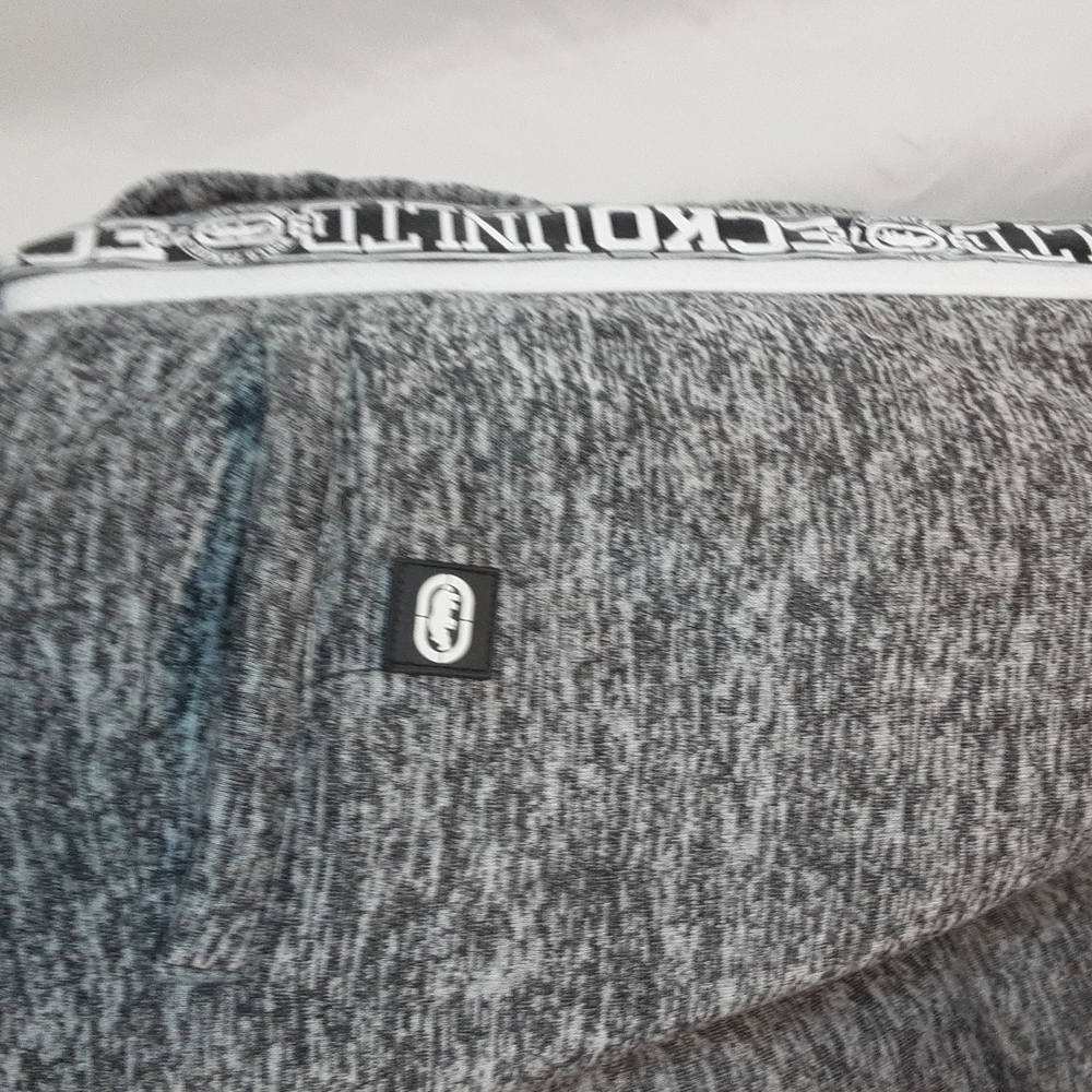 Sweats - Picture 4 of 8